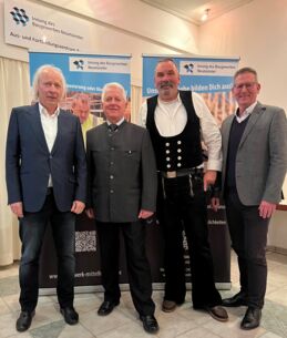 Zimmerermeister Bernd Ewert zum neuen Obermeister der Innung des Baugewerbes Neumünster ernannt