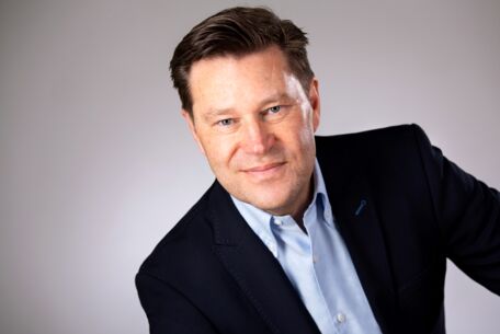 Beratung für Währungsmanagement, Finanzierungen, Prozeßoptimierungen