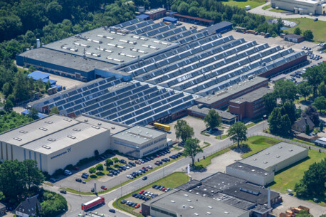 pelzGROUP übernimmt Grundfos-Immobilie in Wahlstedt