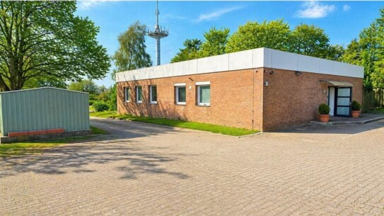 335m² Wohn-/Nutzfläche *aufstockbar* + 2.784m² bebaubares Grundstück