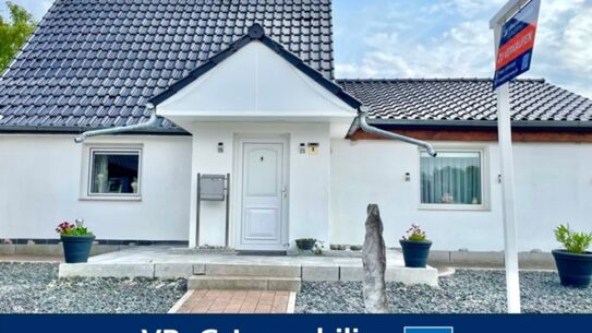 Modernisierter Altbau mit 2 Carports, 3 Stellplätzen und pflegeleicht angelegtem Grundstück (A3194)