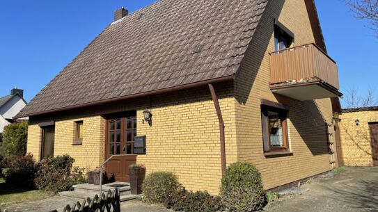 Trittau: Einfamilienhaus mit großem Garten und viel Zukunftspotenzial in ruhiger Lage (A 3611)