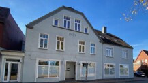 Attraktive Kapitalanlage in Bornhöved – Modernes Wohn- und Geschäftshaus mit Faktor 13