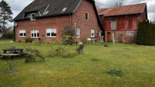 Großzügige Immobilie mit Einliegerwohnung und angrenzender Scheune