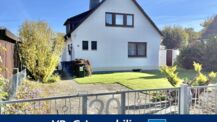 Wohnhaus mit Einliegerwohnung auf Erbpacht-Grundstück in ruhiger Siedlungslage in Ratzeburg