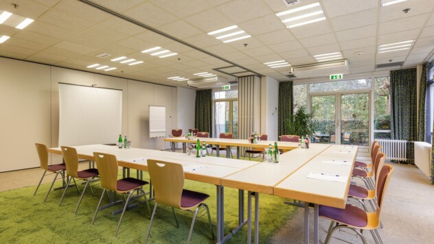 U-Form Bestuhlung im Business Center