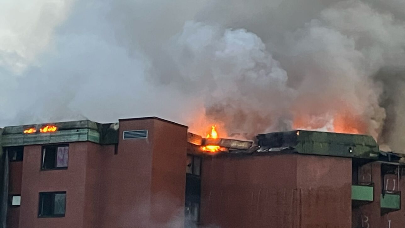 Hotel-Ruine Gutsmann stand in Flammen
