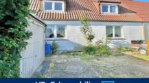 Perfekt für die große Familie mit riesigem Garten. Wohnen auf drei Ebenen. Super Lage.