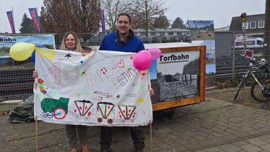 300 Euro für bedürftige Kinder: Senioren-Union spendet Freikarten für Torfbahn