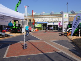 Die NordBau 24 in den Holstenhallen Neumünster ist gestartet