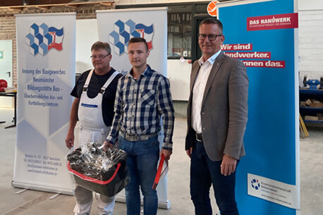 Neue Junggesellen im Fliesen-, Platten- und Mosaikleger-Handwerk