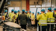 800 Interessierte besuchen Hamburger Industrie auf Werkstouren