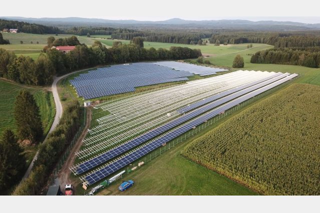 2021: Zehn Prozent mehr Solarmodule installiert